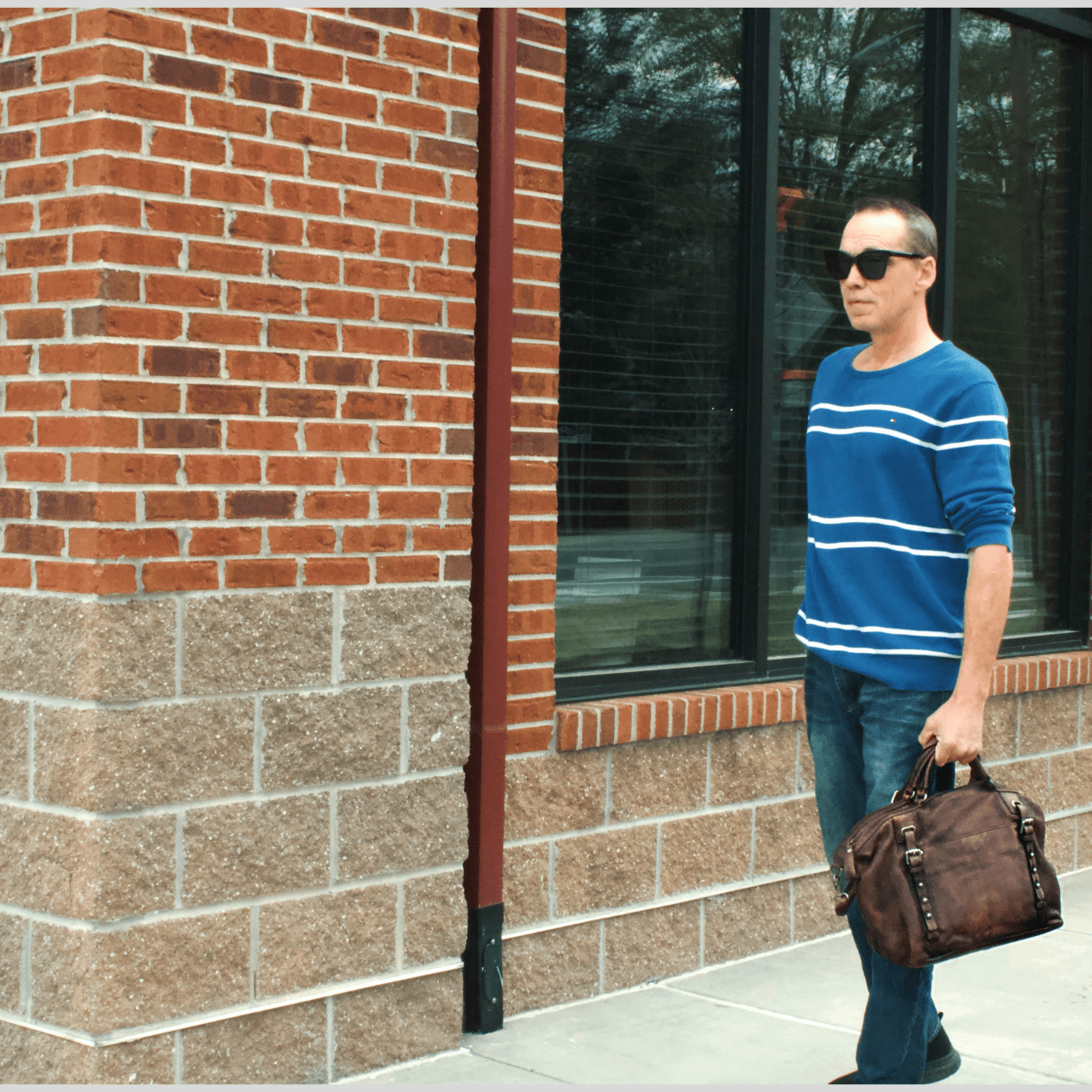 Rustic Elegance – Brown Leather Handbag, Shoulder Bag & Crossbody - Golden Crow