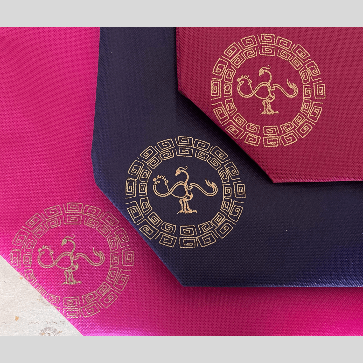 Reusable Grocery Bag, Foldable Shopping Bag, Contrast Colors with Golden Bird Logo - Golden Crow