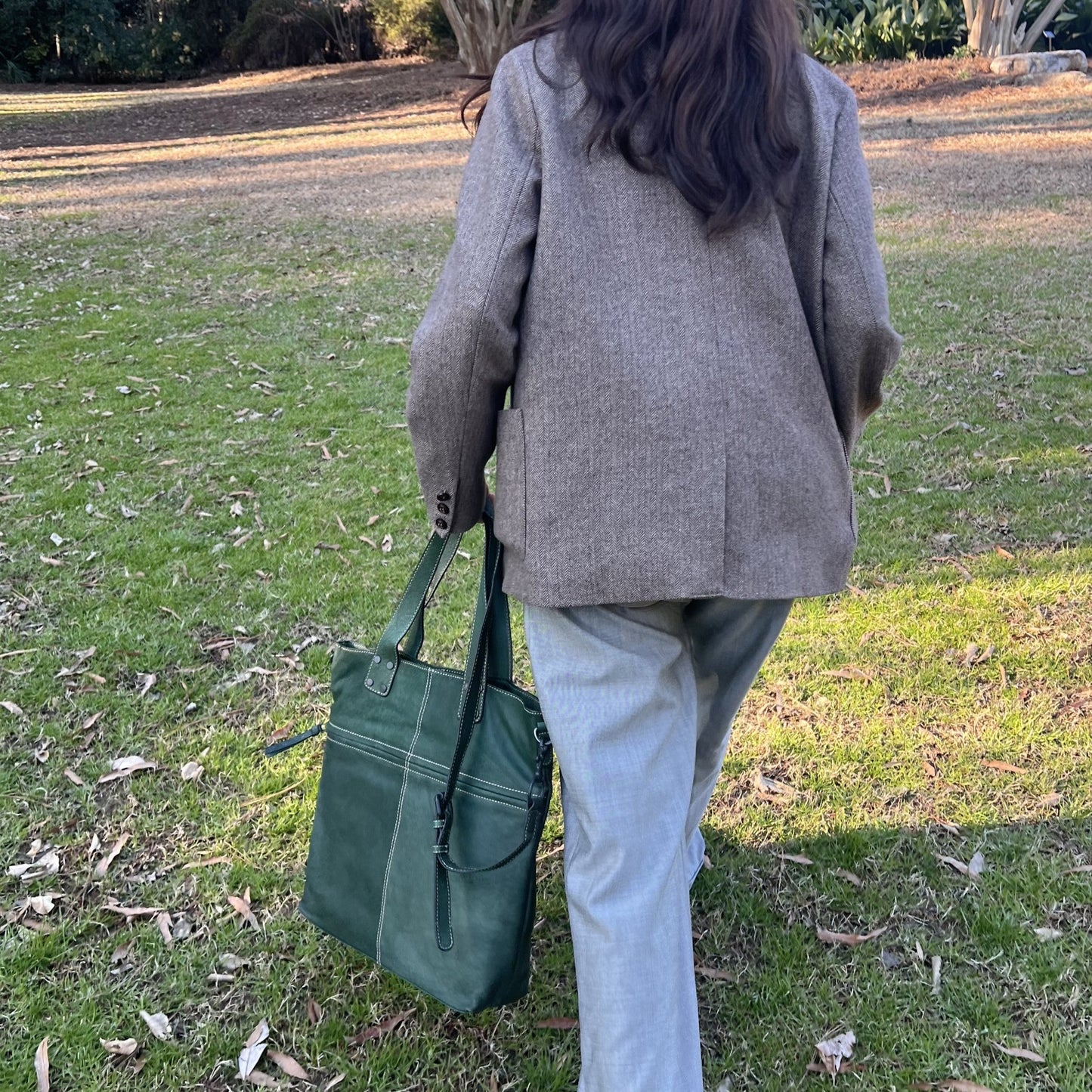 Spacious Leather Tote with Metal Stud Detailing – Soft, Luxury & Chic - Golden Crow
